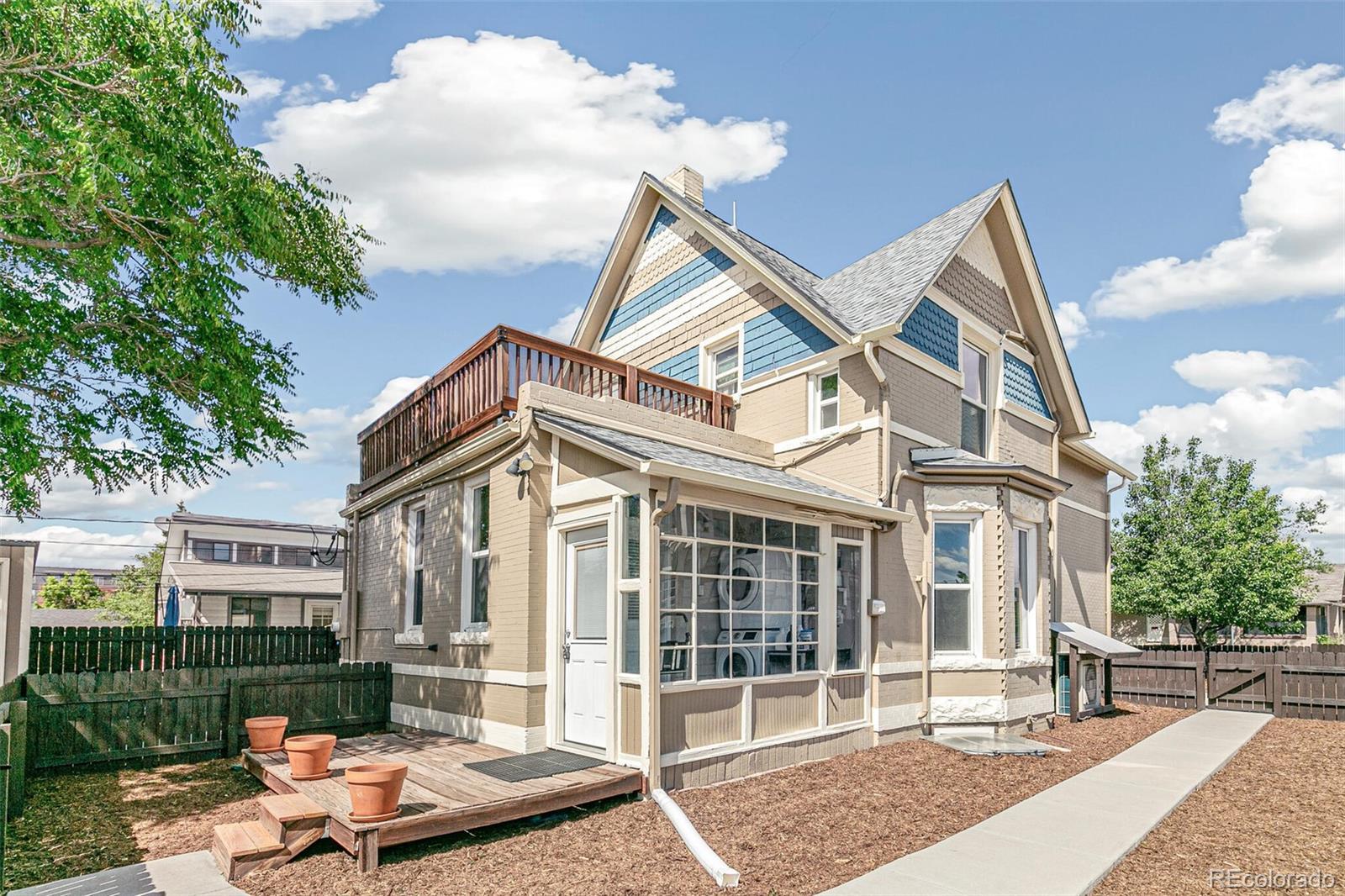 Photo of Listing #1916532