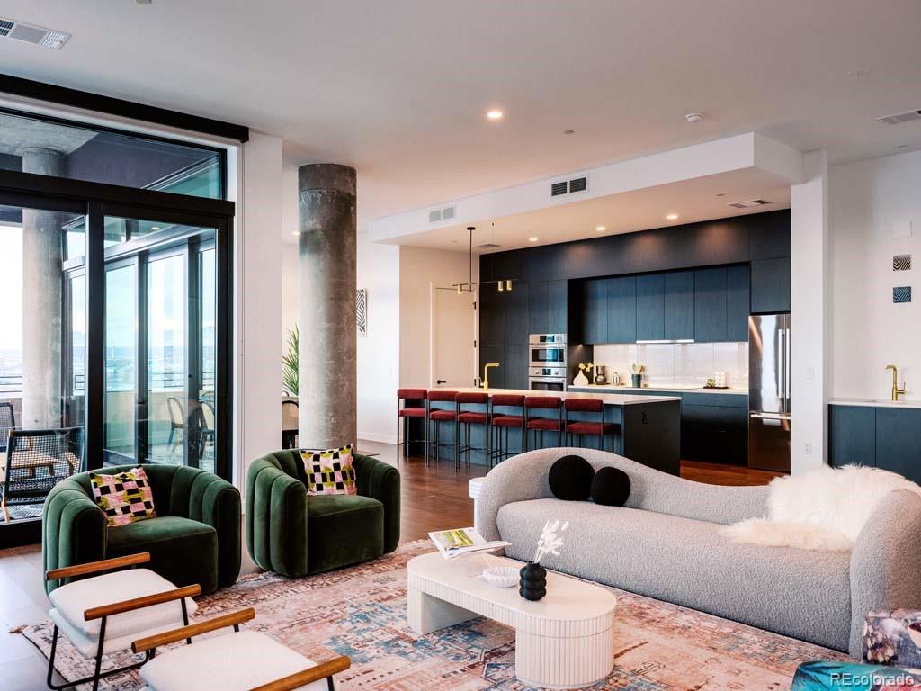 Photo of Listing #1633033