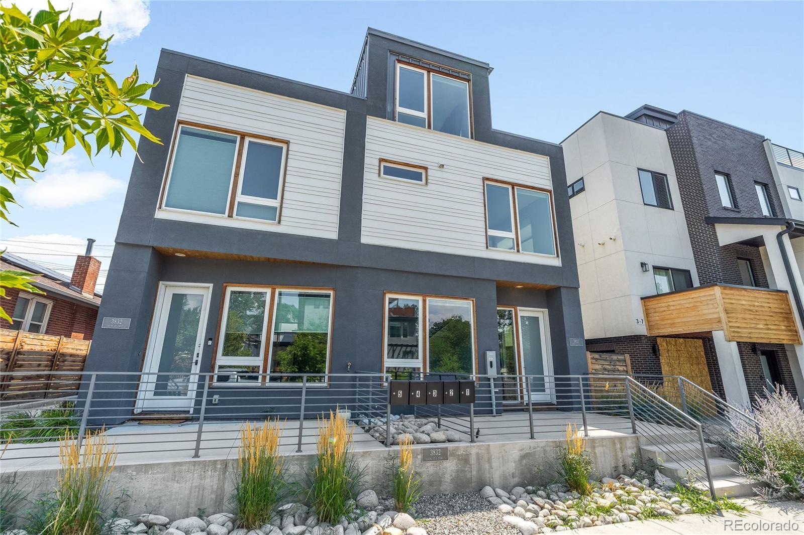 Photo of Listing #1692489