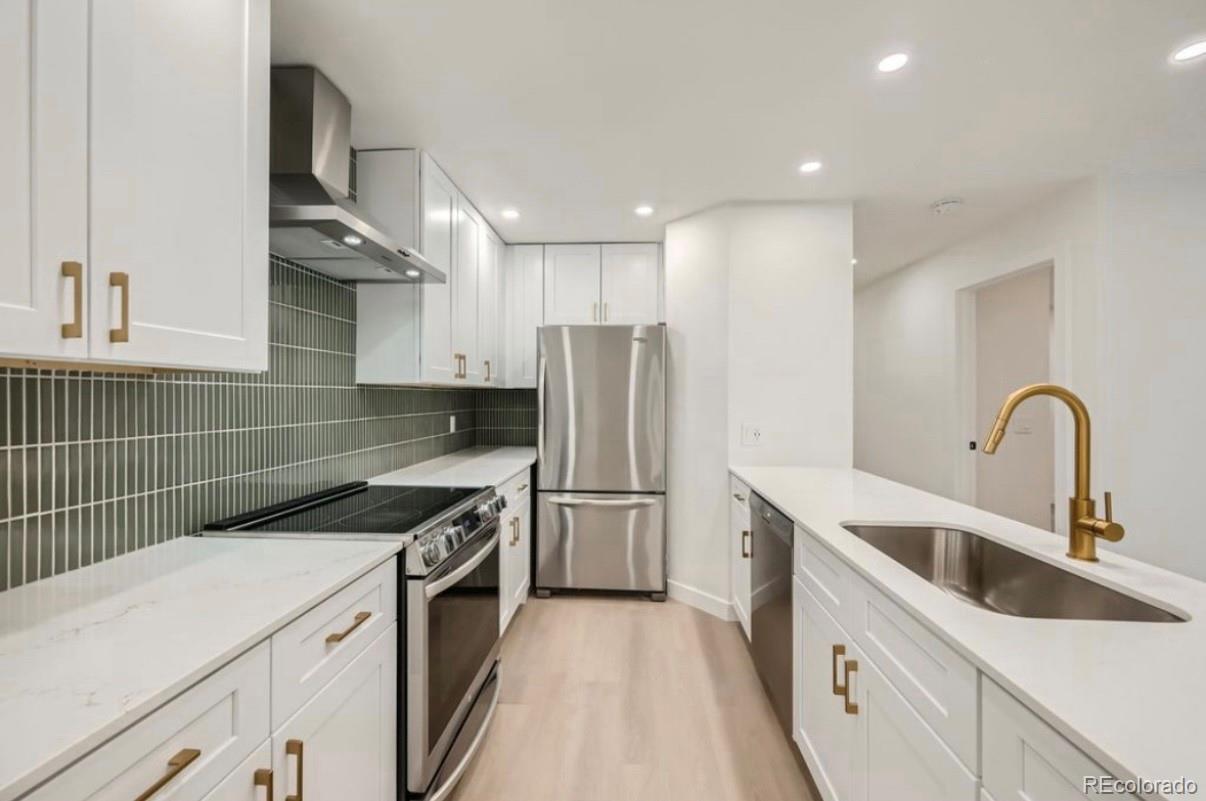 Photo of Listing #2052909