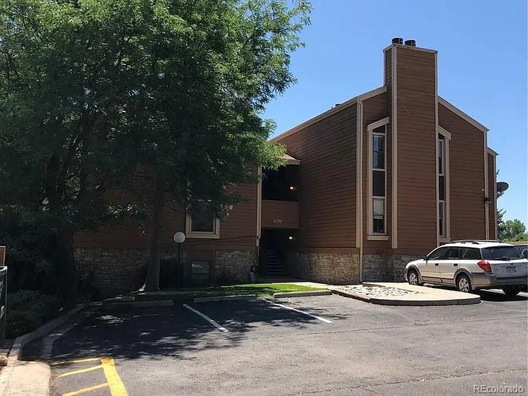 Photo of Listing #2103569