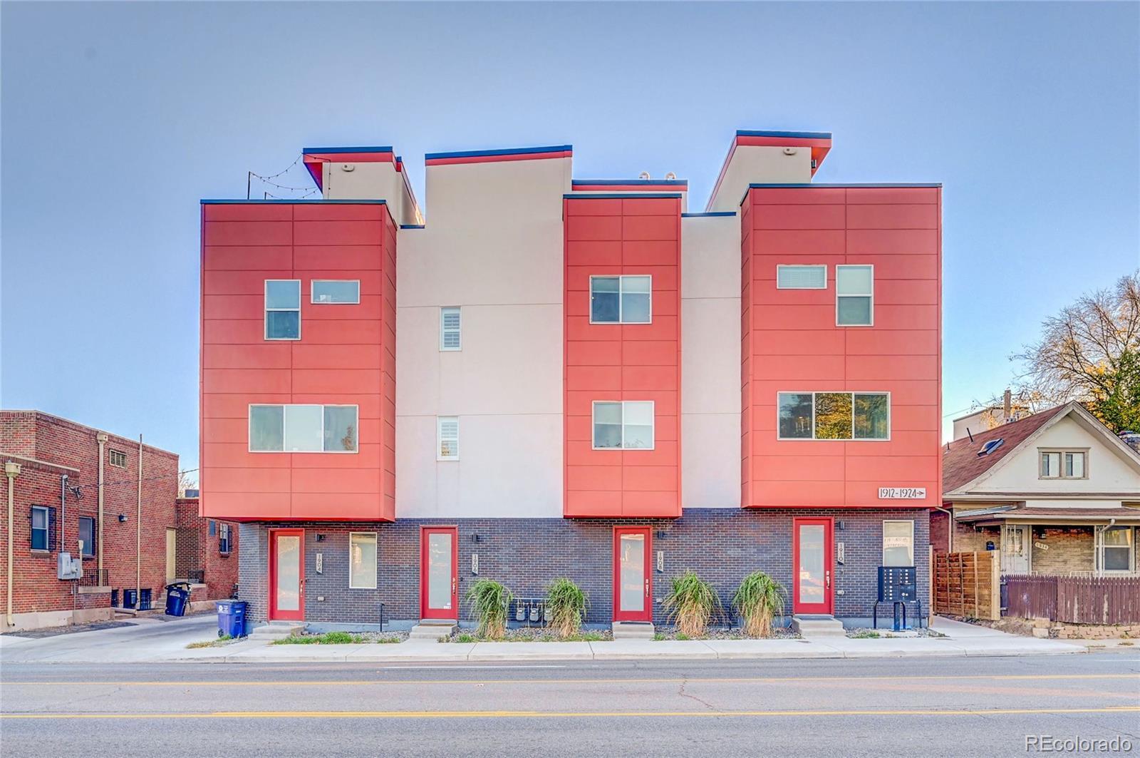 Photo of Listing #2248032