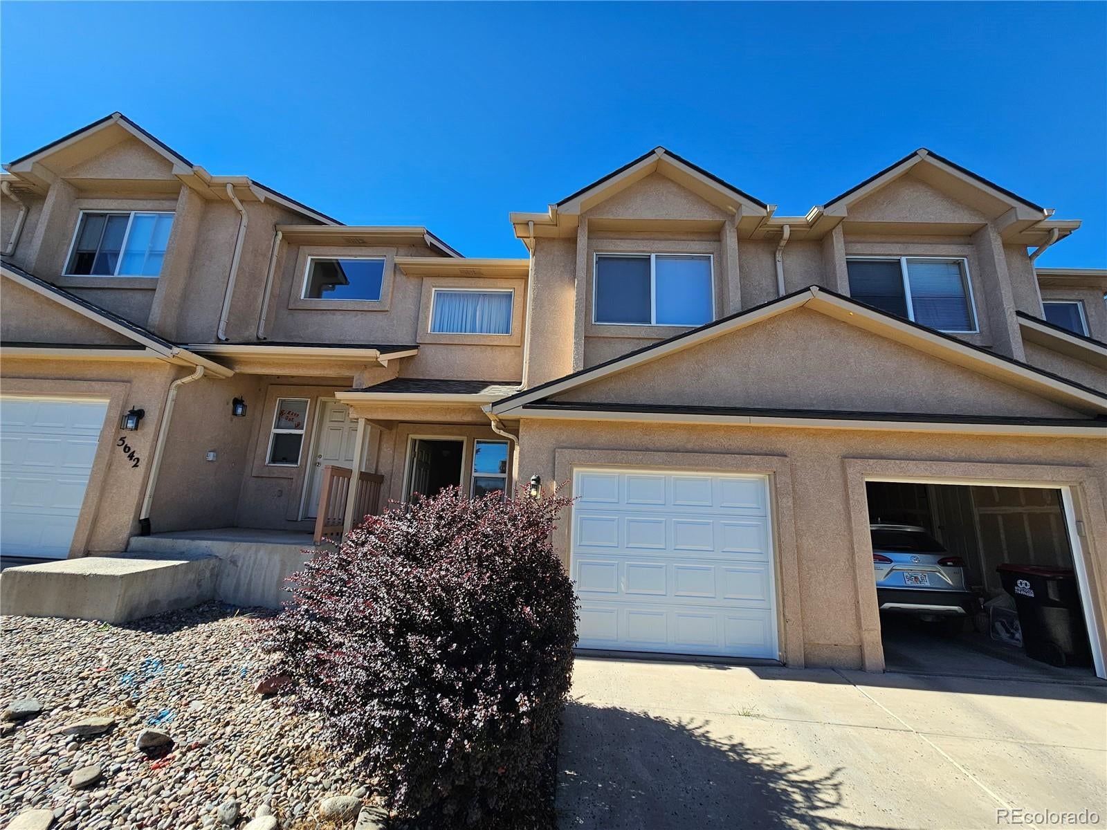 Photo of Listing #2376087