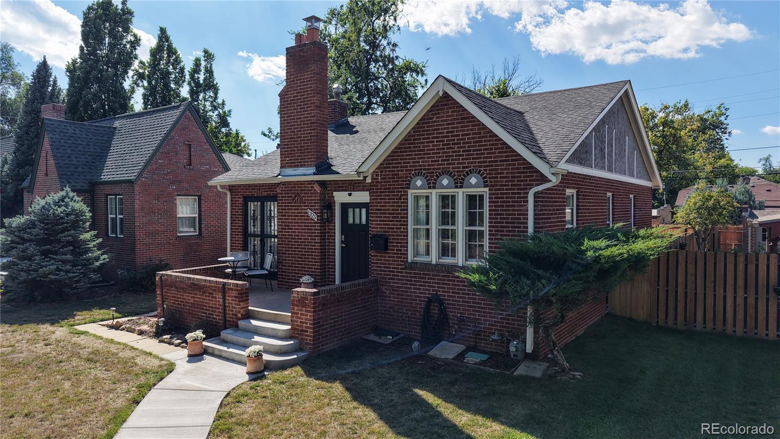 Photo of Listing #2394309