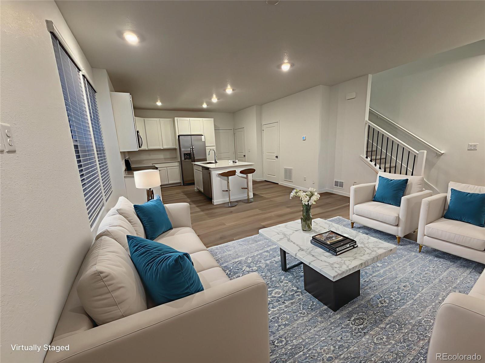 Photo of Listing #2409406