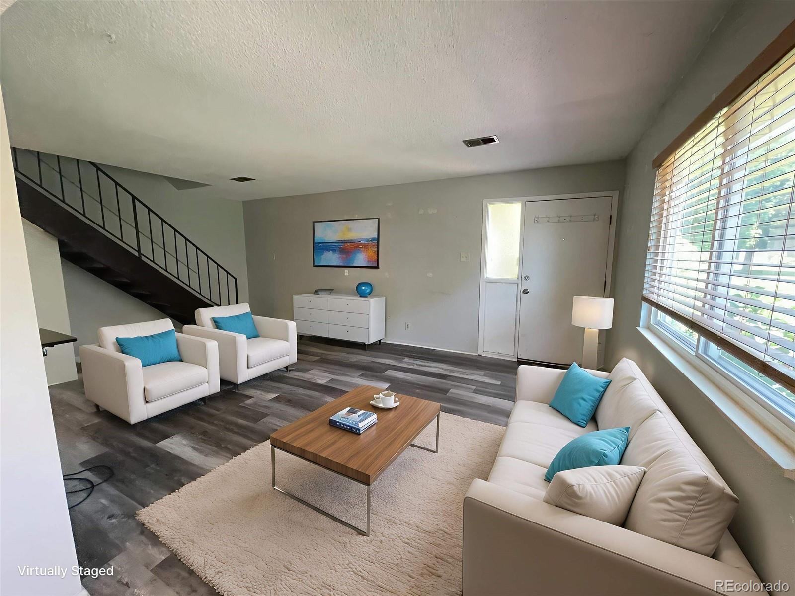 Photo of Listing #2521543