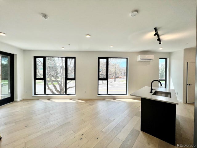 1601 Park Avenue 201, Denver