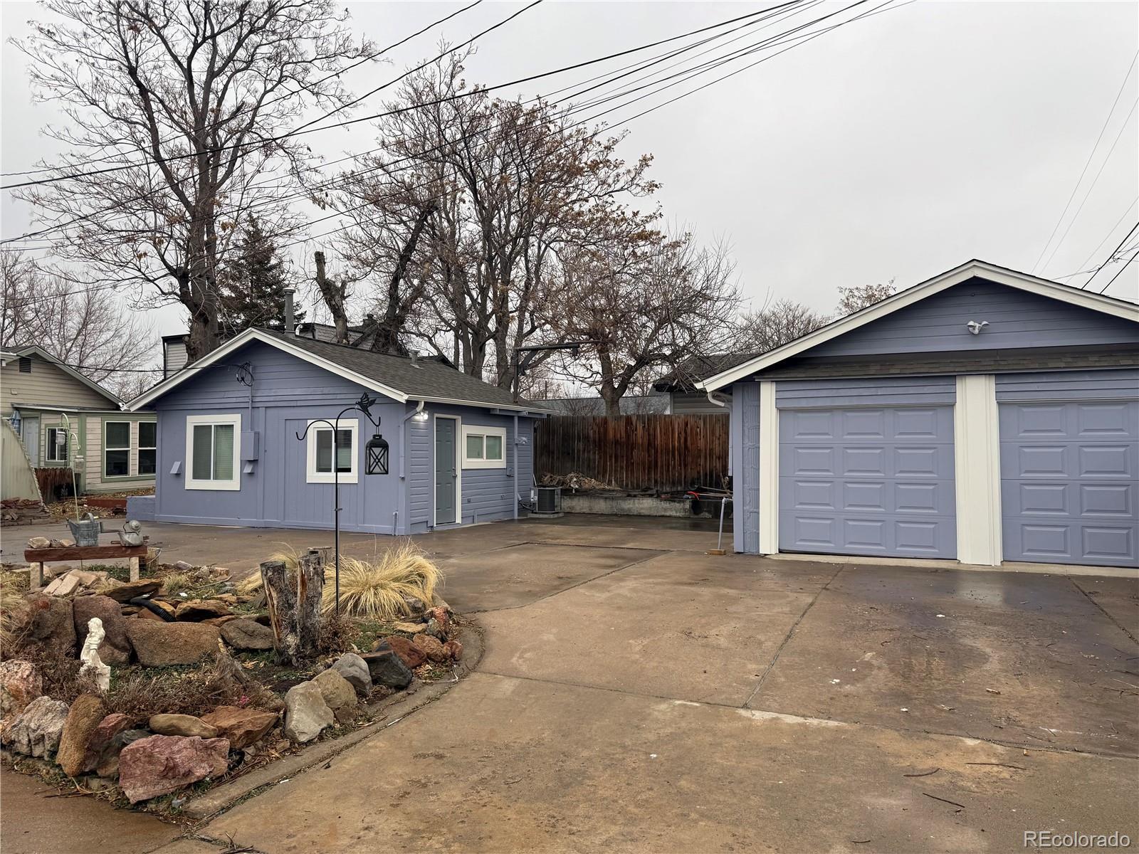 Photo of Listing #3324938