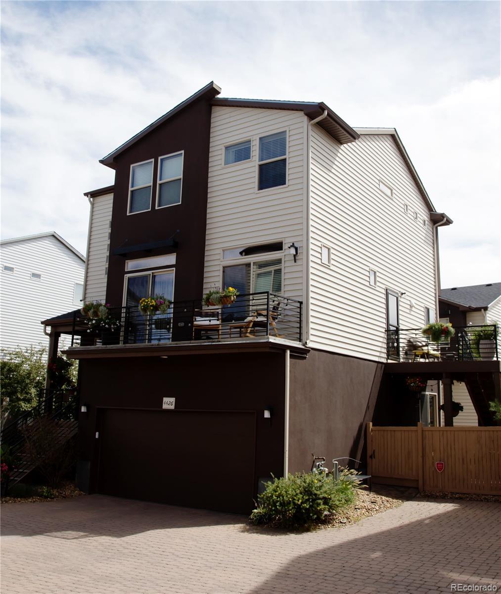 Photo of Listing #3411623