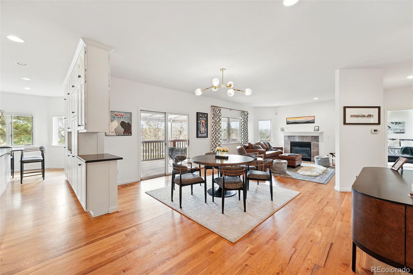 Photo of Listing #3427775