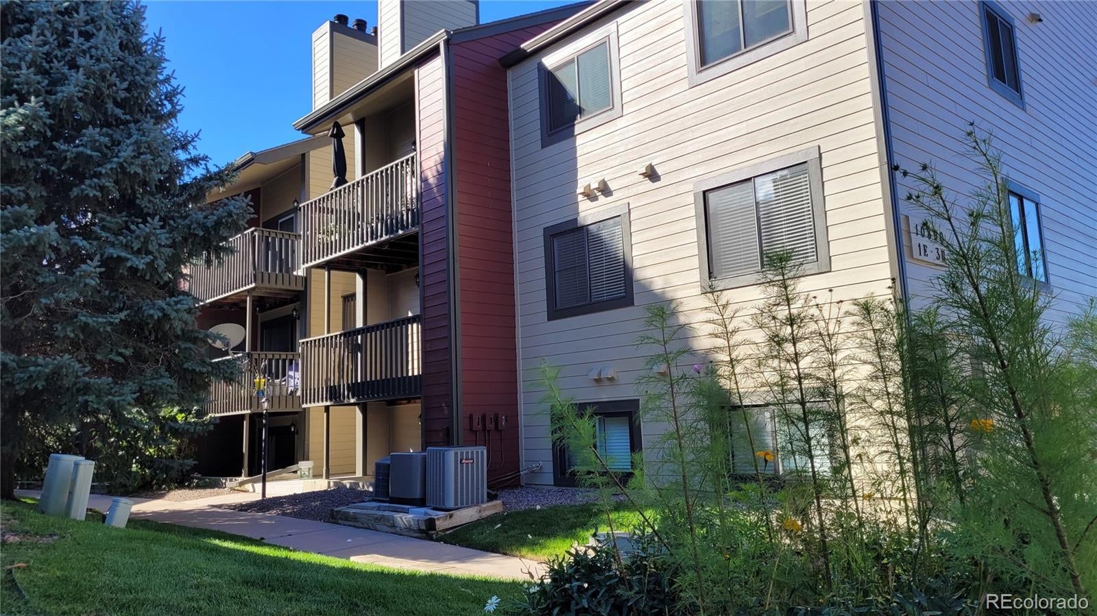 Photo of Listing #3689631