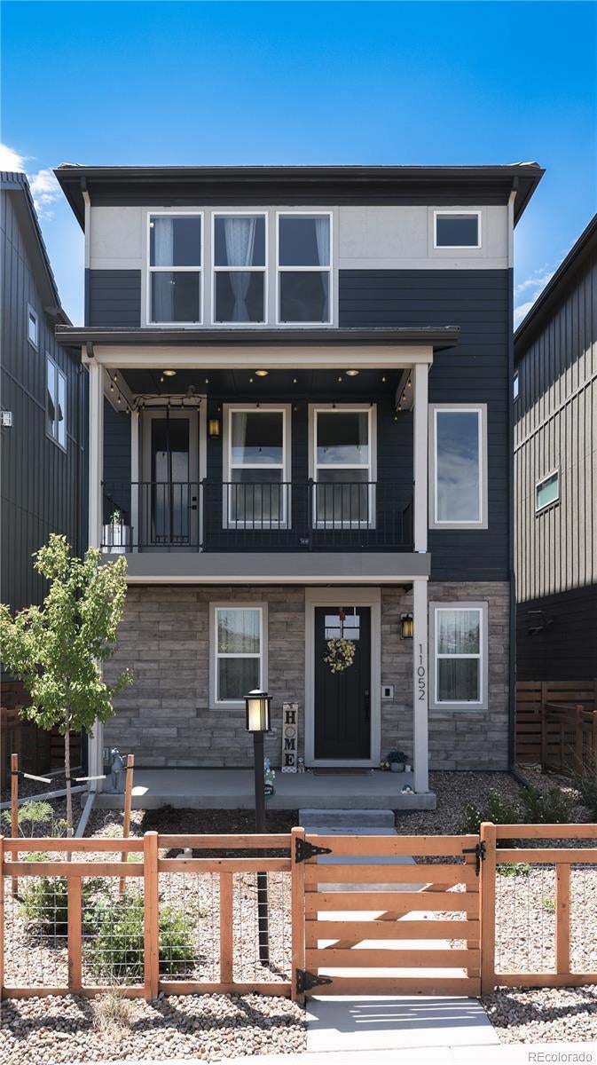 Photo of Listing #3745428