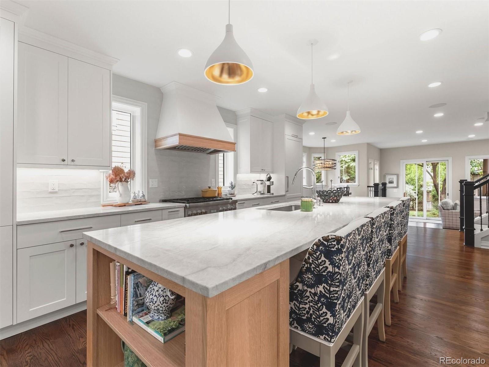 Photo of Listing #3825314