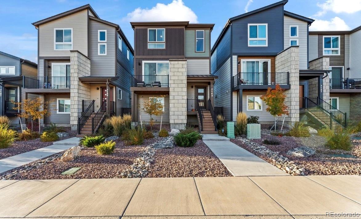 Photo of Listing #3915637