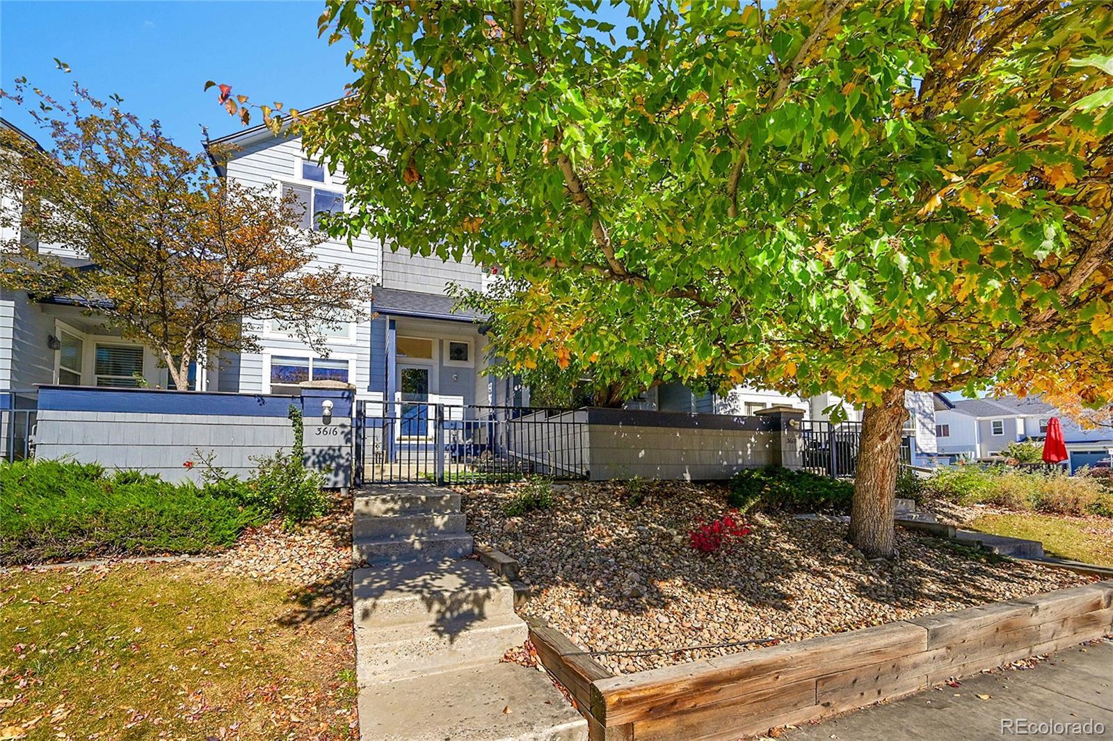 Photo of Listing #3921656