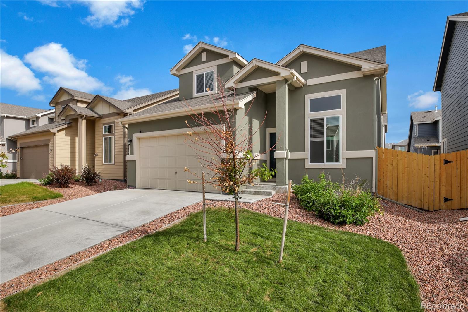 Photo of Listing #4012201