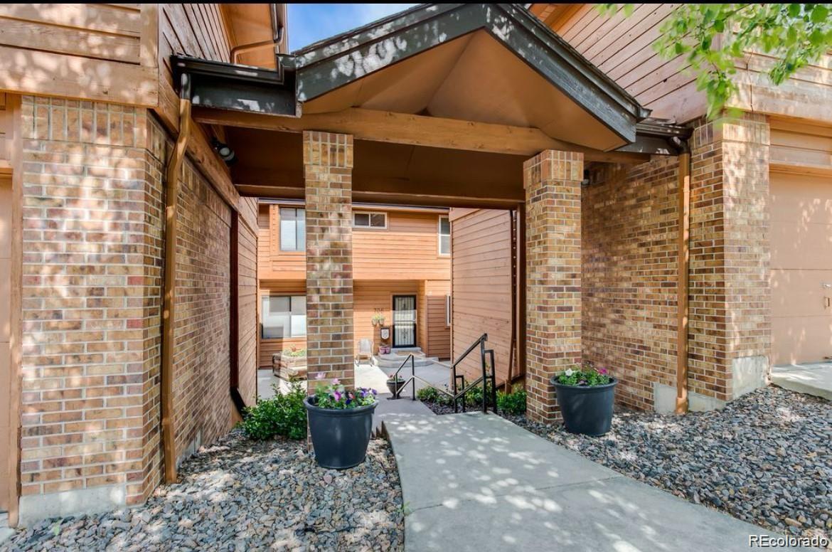 Photo of Listing #4045053