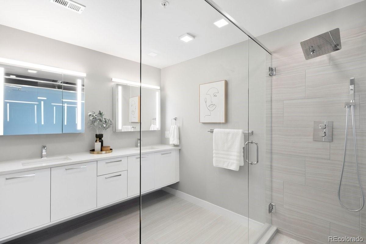 Photo of Listing #4321011