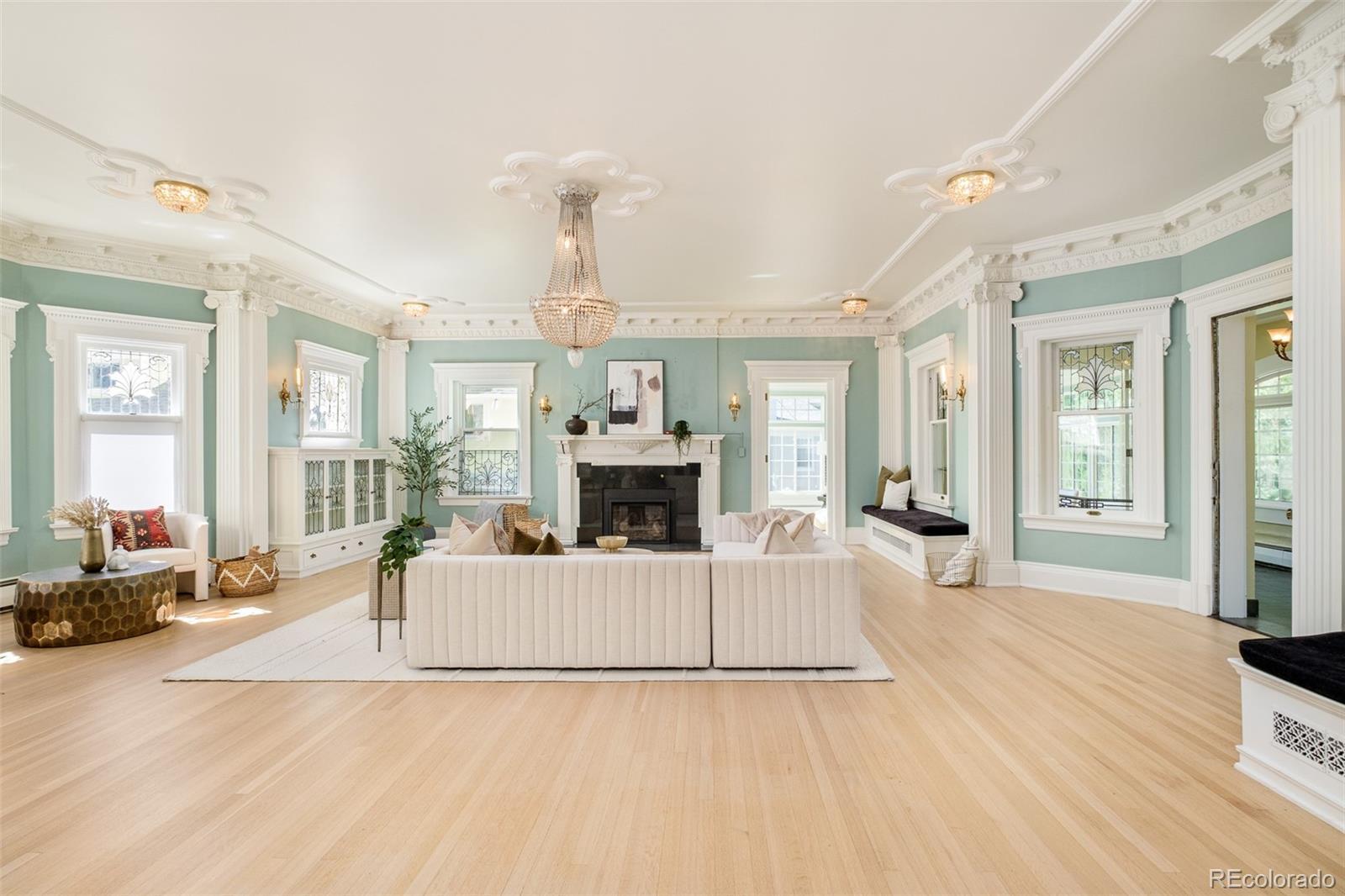 Photo of Listing #4343073