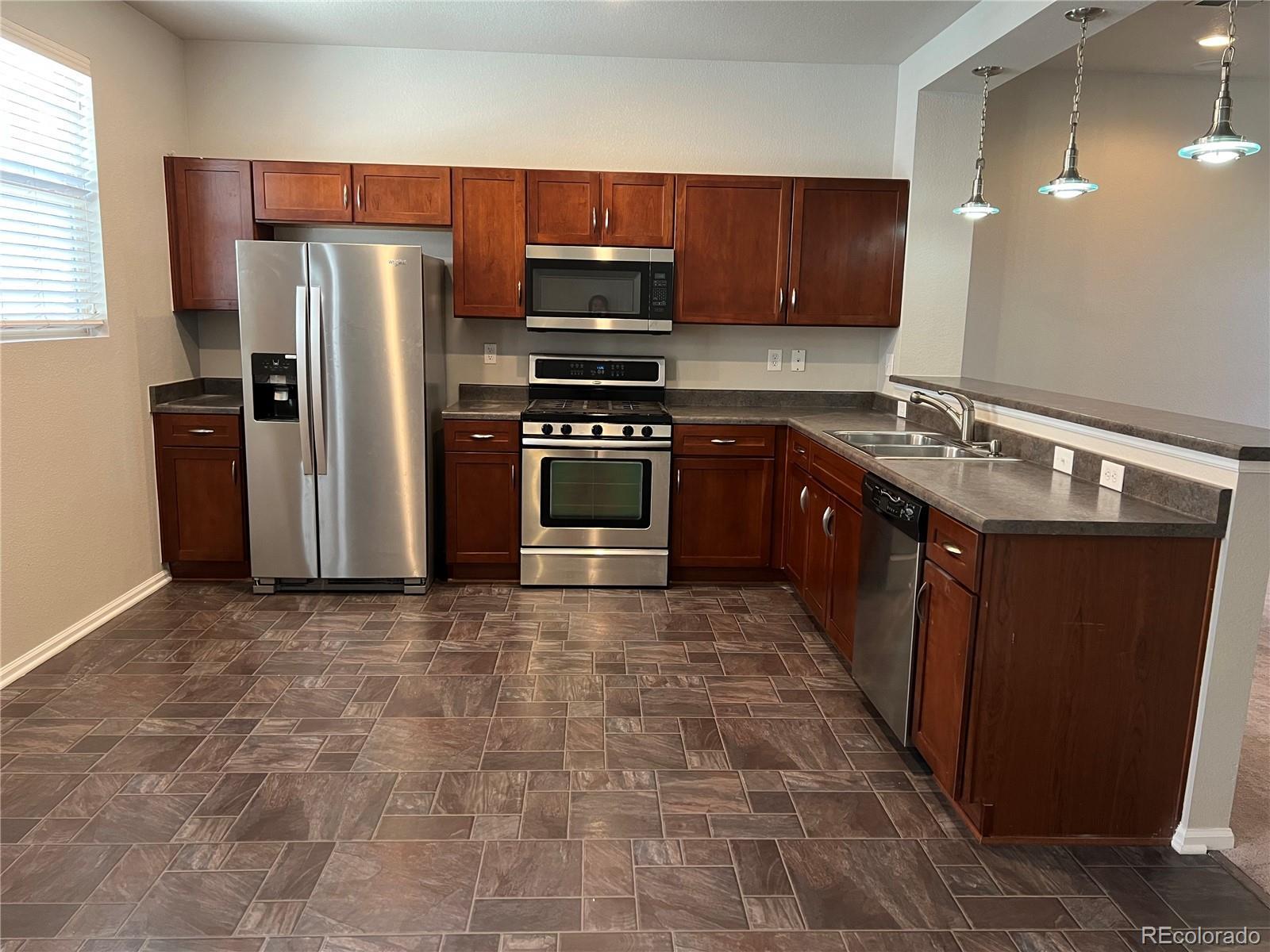 Photo of Listing #4573034