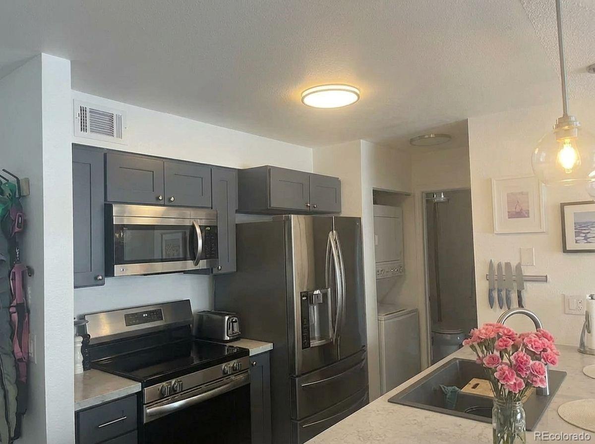 Photo of Listing #4649240