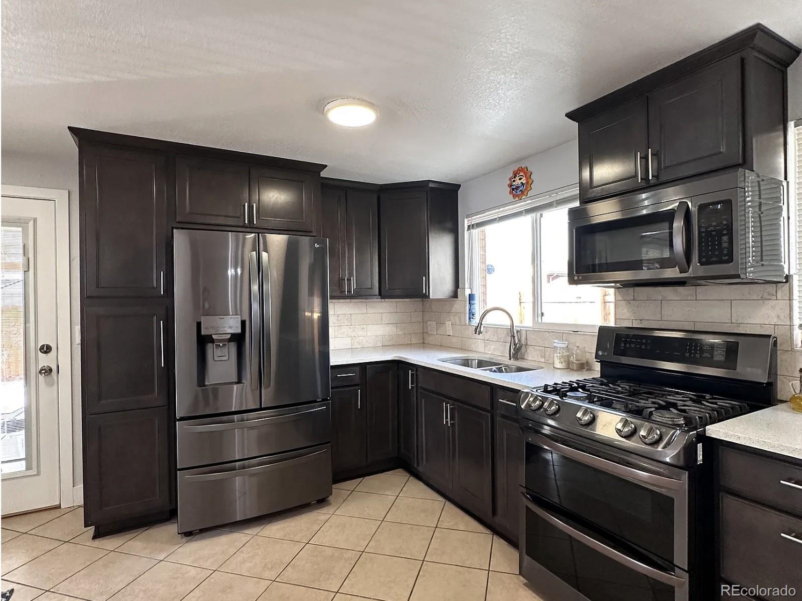 Photo of Listing #4893912