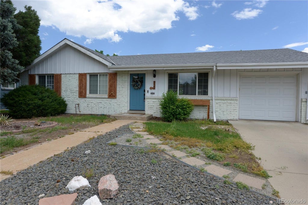 932 S Holly Street, Denver