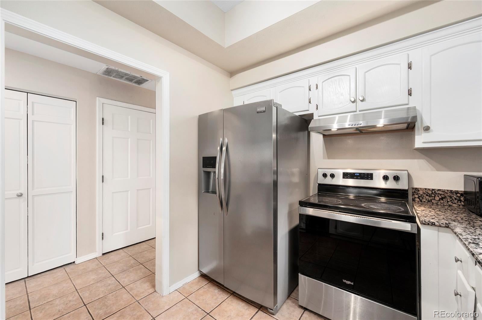 Photo of Listing #5411678