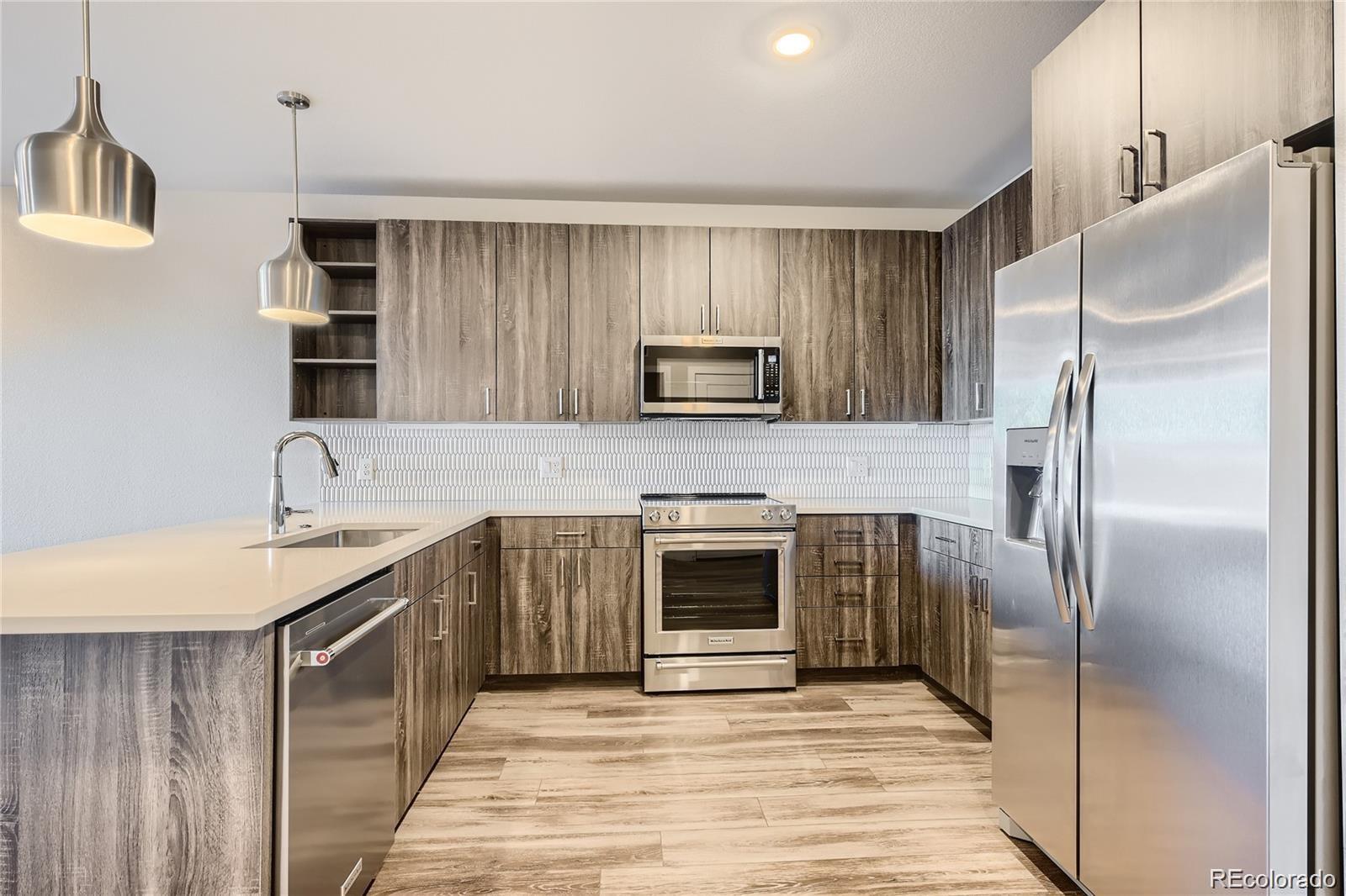 Photo of Listing #5446925