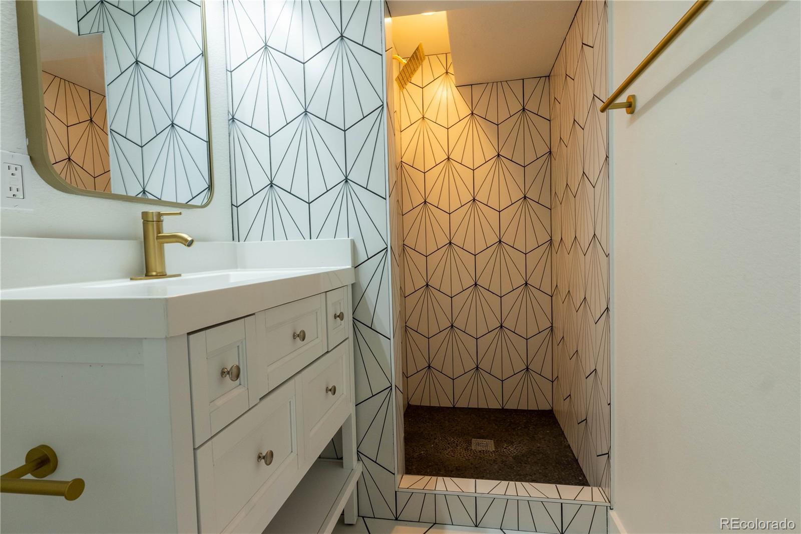 Photo of Listing #5469625