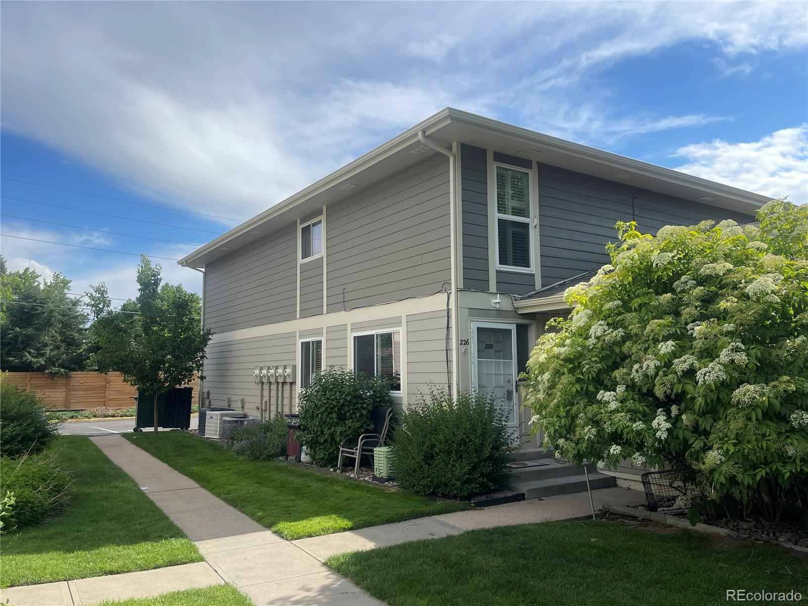 Photo of Listing #5557886