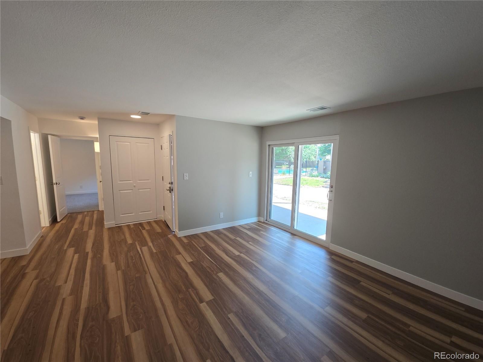 Photo of Listing #5885008