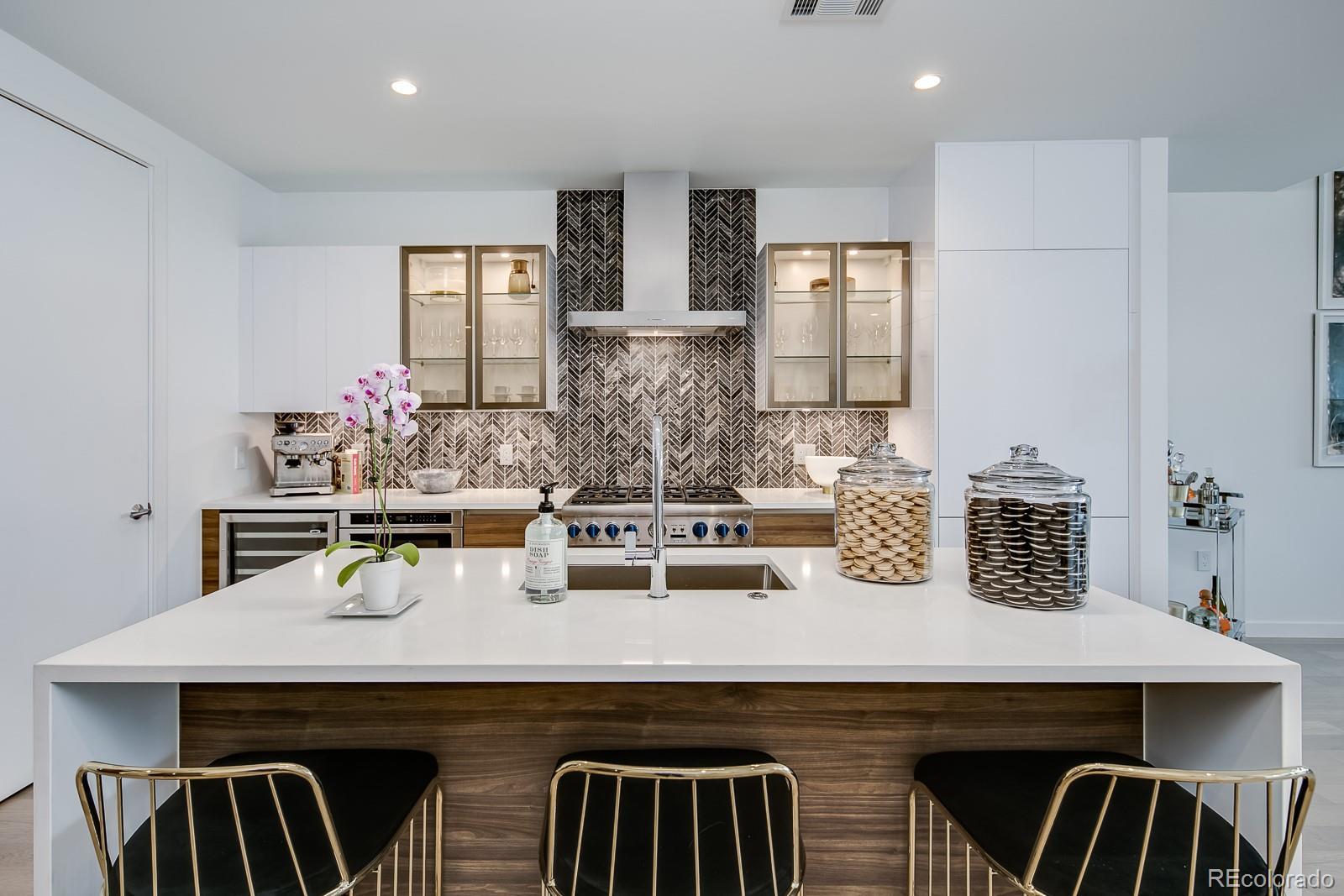 Photo of Listing #6714199