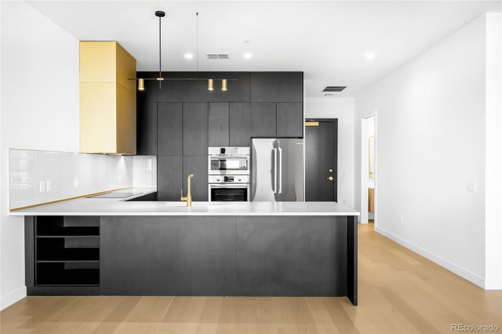 3520 Chestnut Place 1206, Denver