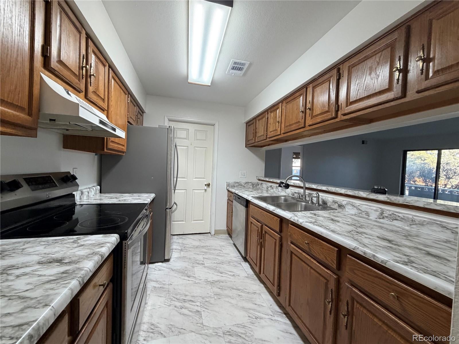 Photo of Listing #6942993