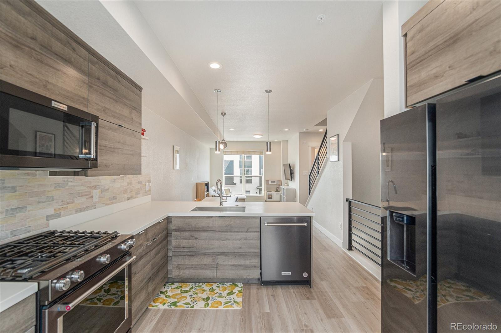 Photo of Listing #7549703