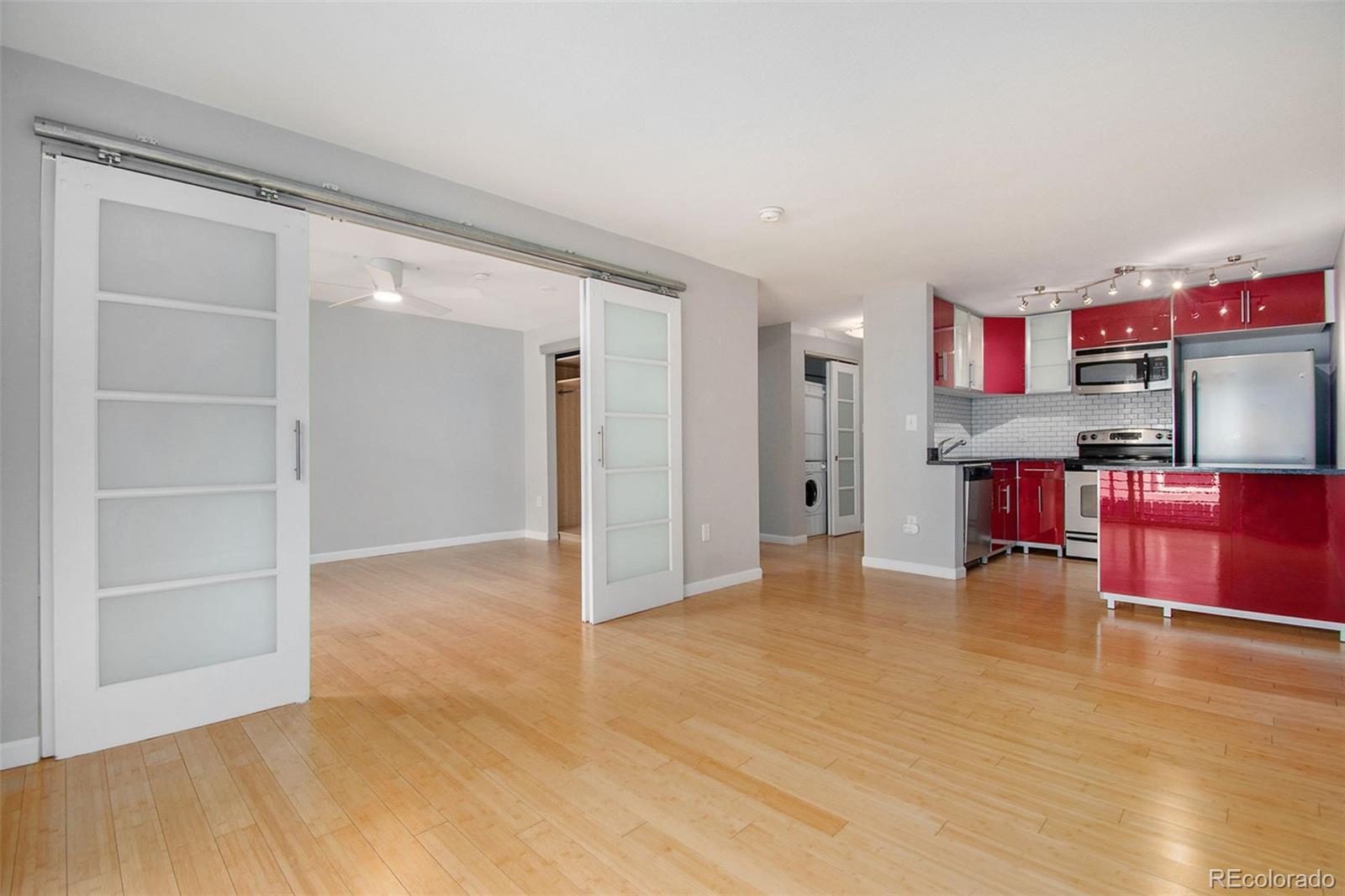 Photo of Listing #7999492