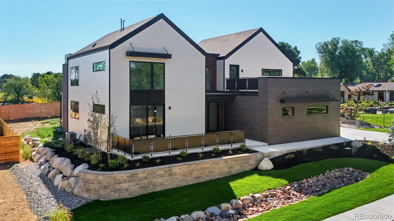 Photo of Listing #8094573