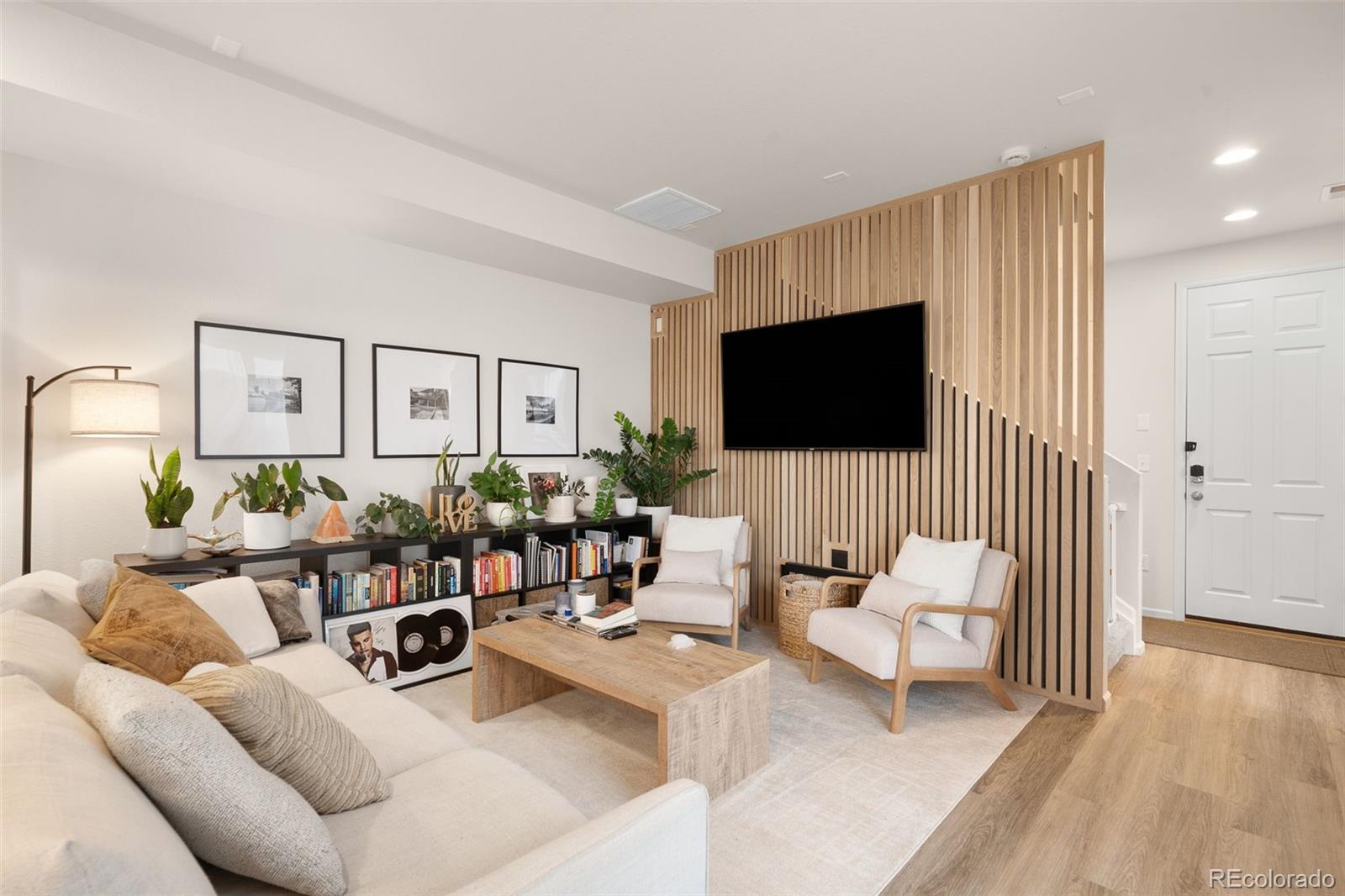 Photo of Listing #8340594