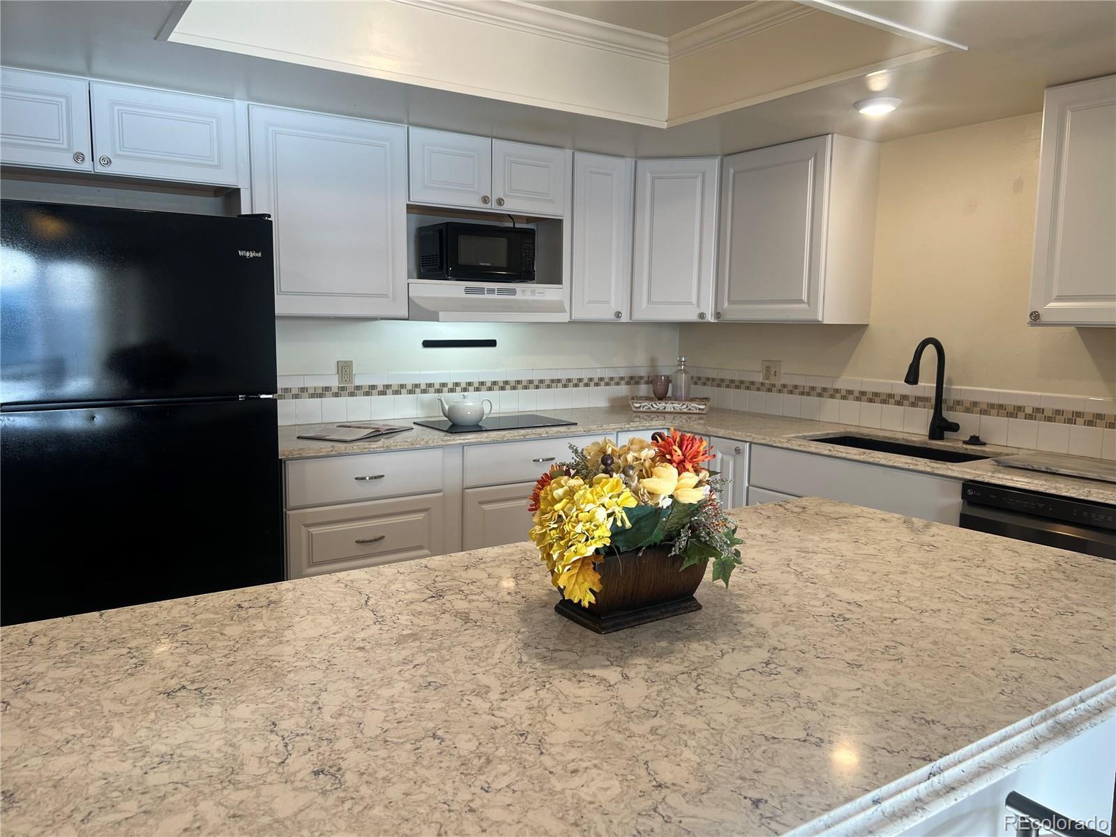 Photo of Listing #8761806