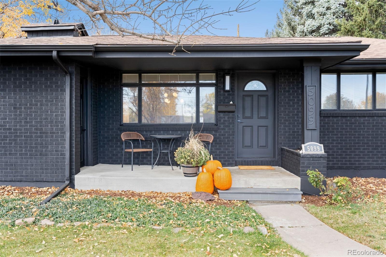 Photo of Listing #9319647