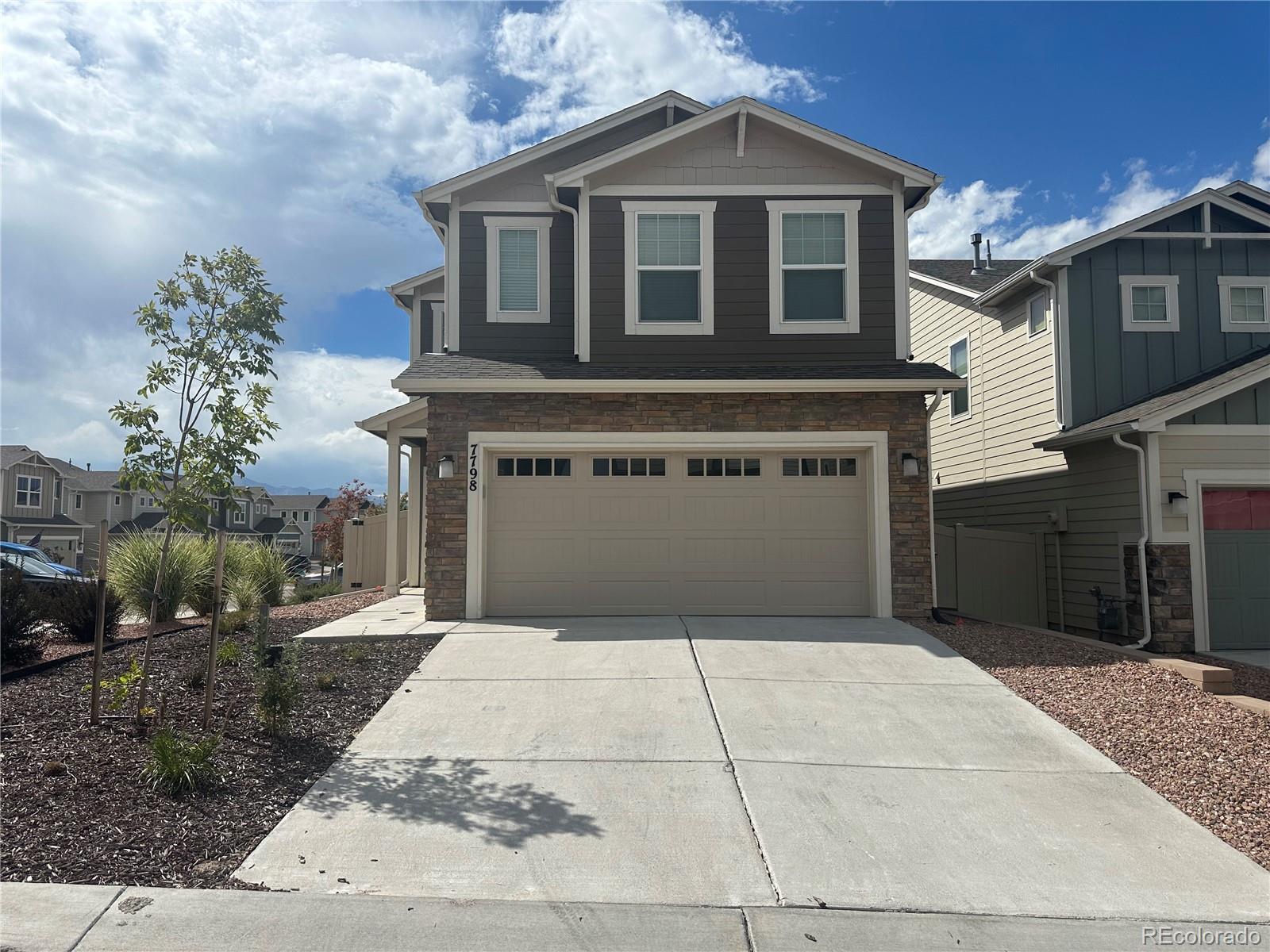 Photo of Listing #9498884