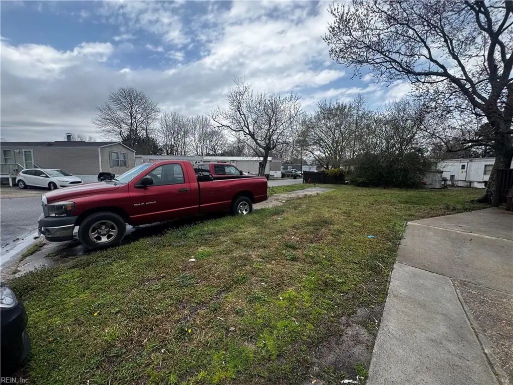 1268 Hawk Ave, Virginia Beach