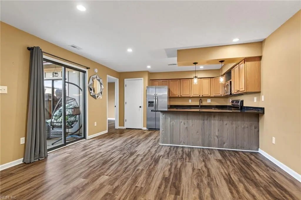 1132 Ocean Pebbles Way, Virginia Beach