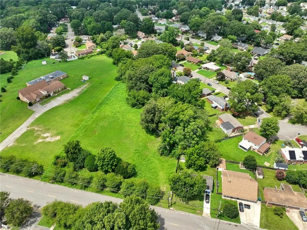 691 Dresden Dr, Newport News