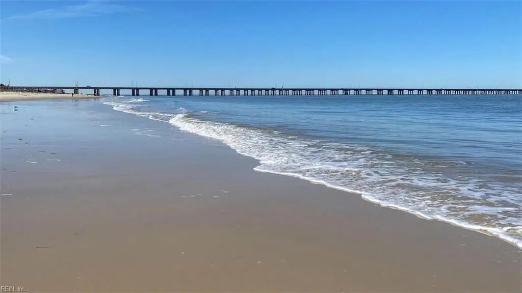 4466 Lauderdale Ave, Virginia Beach