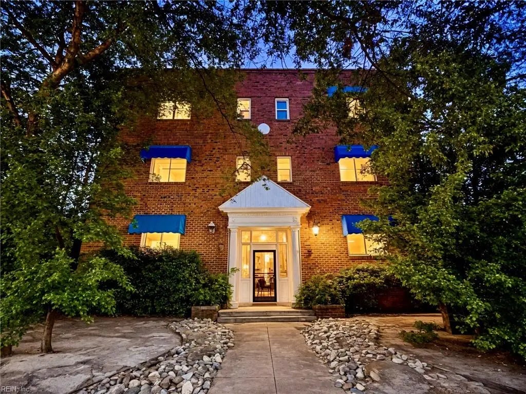 1915 Colonial Ave, Norfolk