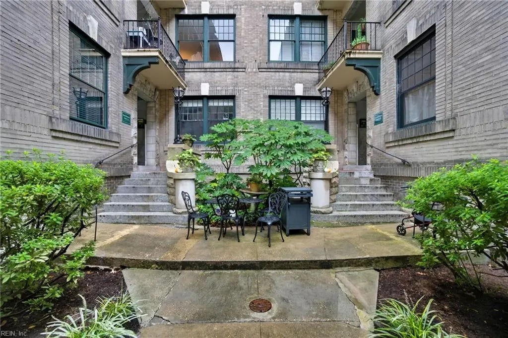 812 Stockley Gdns, Norfolk