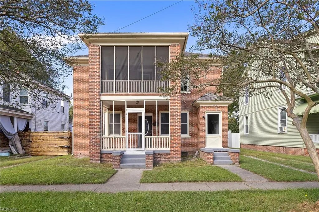 319 S Main St, Suffolk