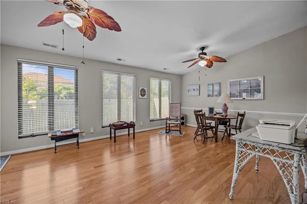 765 Pine Lake Dr, Virginia Beach